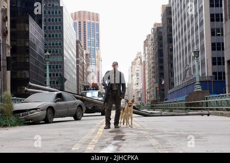 WILL SMITH, chien, I Am Legend, 2007 Banque D'Images