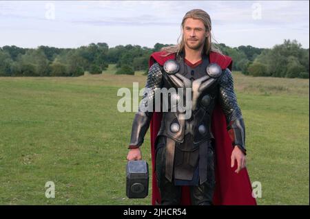 CHRIS HEMSWORTH, AVENGERS : Uncanny X-Men, 2015 Banque D'Images