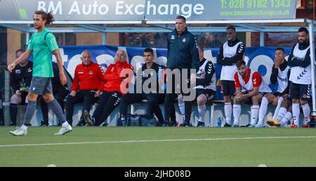 Seaview, Belfast, Irlande du Nord, Royaume-Uni. 14 juillet 2022. Première partie de qualification de la Ligue des conférences de l'UEFA (deuxième partie) – Crusaders 3 Magpies 1. Stephen Baxter, directeur des croisés. Banque D'Images