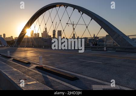 Sunstar sur le pont de 6th rue à Los Angeles Banque D'Images