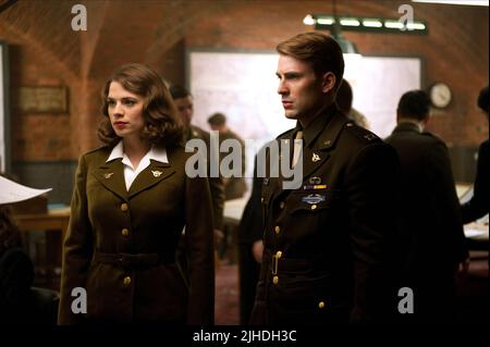 HAYLEY ATWELL, CHRIS EVANS, LE CAPITAINE AMERICA : LE PREMIER VENGEUR, 2011 Banque D'Images