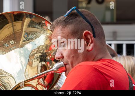 Unite the Union Band, un groupe de cuivres, participant au gala des mineurs de Durham, «The Big Meeting» des syndicats, à Durham, Royaume-Uni, le 9 juillet 2022. Banque D'Images