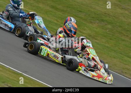 David Malukas est un pilote de course IndyCar lituanien-américain, actuellement avec Dale Coyne Racing, vu ici pendant sa carrière de karting. Banque D'Images