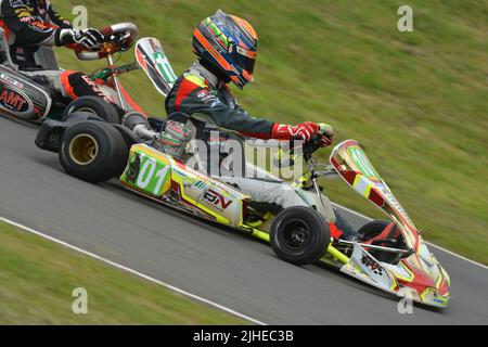 David Malukas est un pilote de course IndyCar lituanien-américain, actuellement avec Dale Coyne Racing, vu ici pendant sa carrière de karting. Banque D'Images