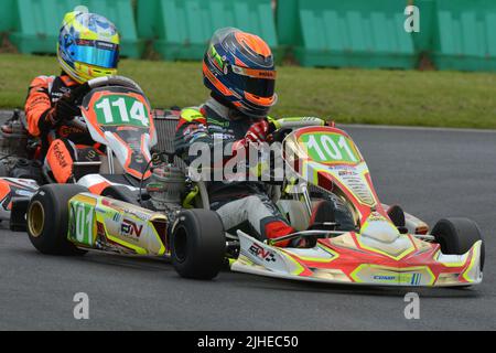 David Malukas est un pilote de course IndyCar lituanien-américain, actuellement avec Dale Coyne Racing, vu ici pendant sa carrière de karting. Banque D'Images