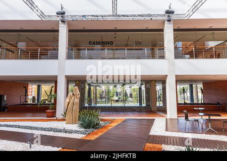 Figueira da Foz, Coimbra, Portugal: 26 octobre 2020: Vue intérieure du centre d'art et de divertissement CAE (Centro de Artes e Espectatulos) sur une fal Banque D'Images