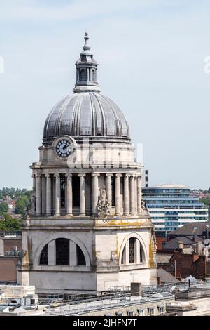 Vue aérienne du Council House depuis le toit du Pearl assurance Building à Nottingham City, dans le Nottinghamshire, Angleterre Banque D'Images