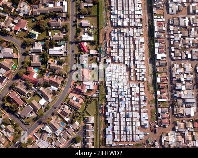 Surville aérienne et banlieue riche en Afrique du Sud Banque D'Images