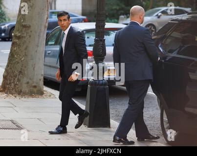 Londres, Royaume-Uni. 18th juillet 2022. Le candidat à la direction du Parti conservateur RISHI SUNAK est vu à Westminster. Une élection à la direction du Parti conservateur a lieu actuellement après que Boris Johnson ait annoncé qu'il allait se retirer du poste de Premier ministre. Crédit photo: Ben Cawthra/Sipa USA **NO UK SALES** crédit: SIPA USA/Alay Live News Banque D'Images