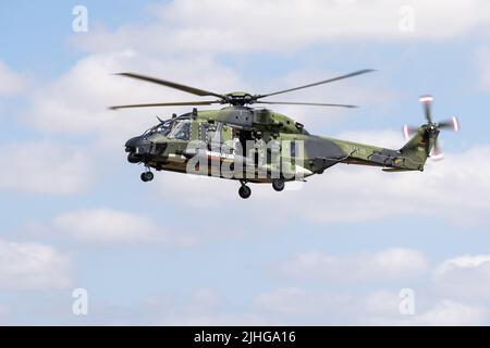 Aviation de l'armée allemande - NHIndustries NH90 TTH au Royal International Air Tattoo 2022 Banque D'Images