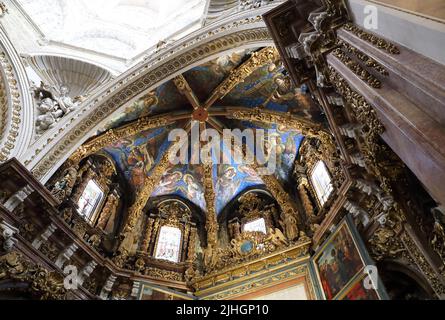 Intérieur de la belle cathédrale de Valence, construite sur un ancien temple romain, qui était plus tard une mosquée, en Espagne, en Europe Banque D'Images