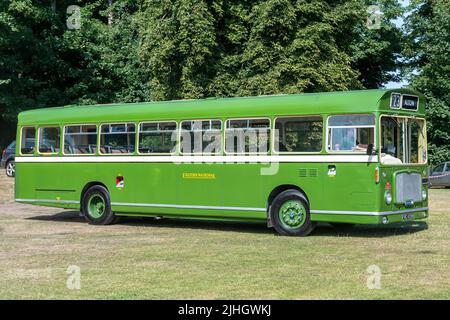 Un bus à impériale vert vintage Eastern National, un bus 1969 Bristol (BLMC), lors d'un spectacle de transport au Hampshire, en Angleterre, au Royaume-Uni Banque D'Images