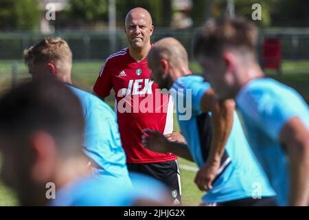 DE LUTTE - Feyenoord Trainer Arne Slot pendant un court camp d'entraînement Feyenoord. ANP VINCENT JANNINK Banque D'Images