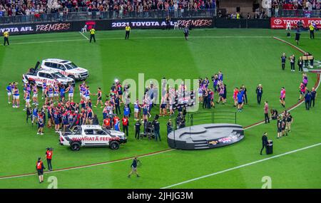 Fête post-match 2021 : finale de l'AFL au stade Optus de Perth, Australie occidentale. Banque D'Images