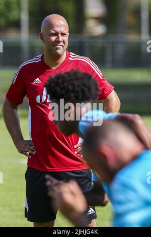 DE LUTTE - Feyenoord Trainer Arne Slot pendant un court camp d'entraînement de Feyenoord. ANP VINCENT JANNINK Banque D'Images