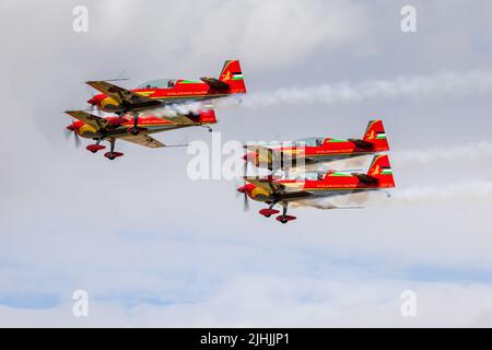 Royal Jordanian Falcons équipe d'exposition acrobatique, arrivant à RAF Fairford le 13th juillet pour le Royal International Air Tattoo 2022 Banque D'Images