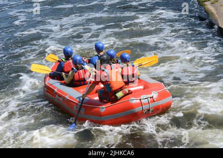 Rafting à Whitewater Banque D'Images