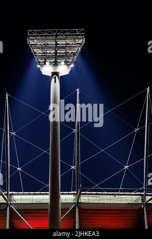 Melbourne, Australie, 19 juillet 2022. Melbourne, Australie, 19/07/2022, Manchester United contre Crystal Palace au Melbourne Cricket Ground (MCG) le 19 juillet 2022. Le MCG s'allume dans les couleurs de l'équipe de Manchester United avant le match. Crédit: Corleve/Alay stock photo Banque D'Images