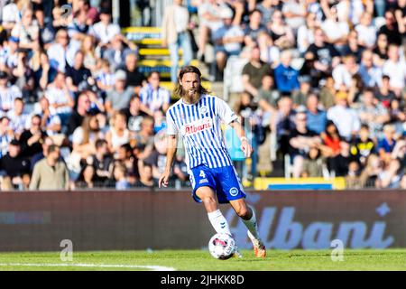 Odense, Danemark. 18th juillet 2022. Bjorn Paulsen (4) d'OB vu pendant le match Superliga de 3F entre Odense Boldklub et le FC Nordsjaelland au Parc d'énergie de nature à Odense. (Crédit photo : Gonzales photo/Alamy Live News Banque D'Images