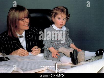 DIANE KEATON, KRISTINA KENNEDY, BABY-BOOM, 1987 Banque D'Images