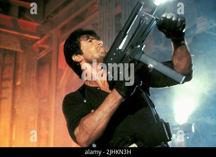 SYLVESTER STALLONE, COBRA, 1986 Banque D'Images
