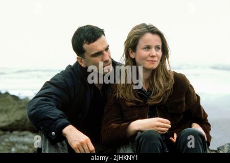 DANIEL DAY-LEWIS, EMILY WATSON, le boxeur, 1997 Banque D'Images