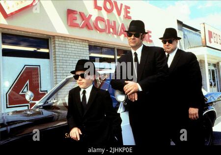 J. EVAN BONIFANT, Dan AYKROYD, JOHN GOODMAN, Blues Brothers 2000, 1998 Banque D'Images