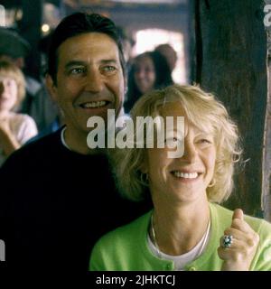 CIARAN HINDS, Helen Mirren, Calendar Girls, 2003 Banque D'Images