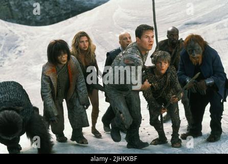 HELENA Bonham Carter, ESTELLA WARREN, Mark Wahlberg, LUKE EBERL, Paul Giamatti, Planète des singes, 2001 Banque D'Images