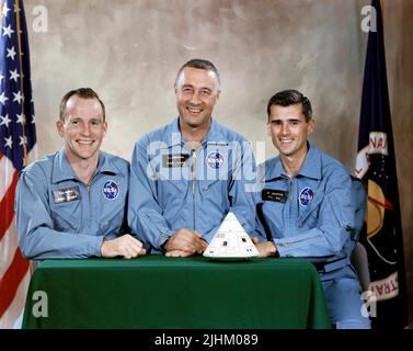 GUS Grissom, Ed White, ROGER CHAFEE, APOLLO 11 : the untold story, 2006 Banque D'Images