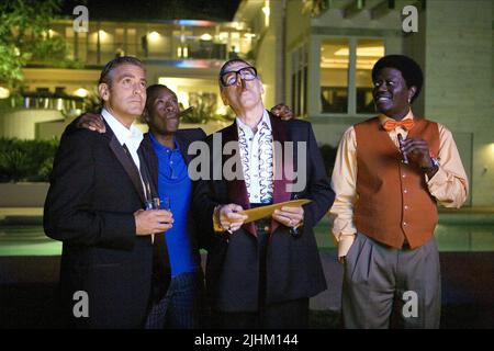 GEORGE CLOONEY, Don Cheadle, ELLIOTT GOULD, BERNIE MAC, Ocean's Thirteen, 2007 Banque D'Images