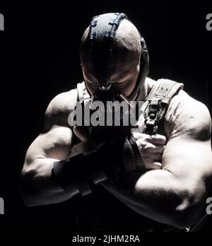 TOM HARDY, THE DARK KNIGHT RISES, 2012 Banque D'Images