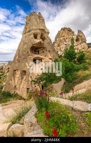 vue sur le château d'uchisar en cappadoce, turquie Banque D'Images