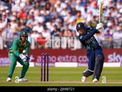 Jason Roy, en Angleterre, se chauve-souris lors du premier match international d'une journée au Seat unique Riverside, Chester-le-Street. Date de la photo: Mardi 19 juillet 2022. Banque D'Images