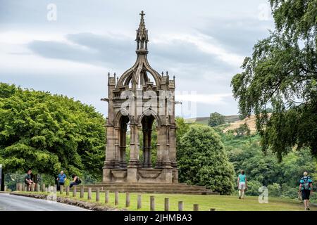 Yorkshire, 12 juillet 2022 : la fontaine du mémorial cavendish à l'abbaye de Bolton, près de Skipton Banque D'Images