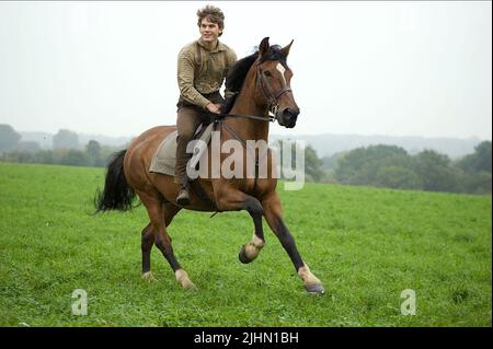 JEREMY IRVINE, cheval de guerre, 2011 Banque D'Images