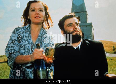 RUTH MCCABE, DANIEL DAY-LEWIS, mon pied gauche, 1989 Banque D'Images