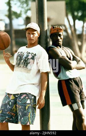 WOODY HARRELSON, Wesley Snipes, LES HOMMES BLANCS NE PEUT PAS SAUTER, 1992 Banque D'Images