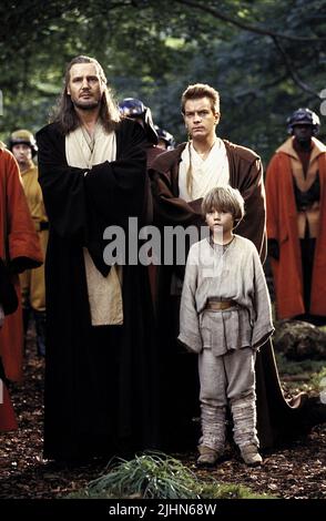 LIAM NEESON, JAKE LLOYD, EWAN MCGREGOR, Star Wars : Episode I - LA MENACE FANTÔME, 1999 Banque D'Images