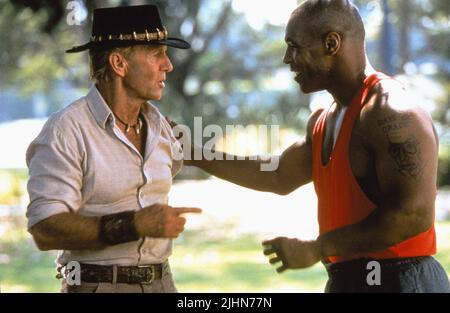 PAUL HOGAN, Mike Tyson, crocodile dundee À LOS ANGELES, 2001 Banque D'Images