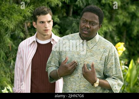 ASHTON KUTCHER, BERNIE MAC, GUESS WHO, 2005 Banque D'Images