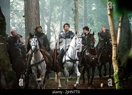 RAY WINSTONE, Mads Mikkelsen, CLIVE OWEN, IOAN GRUFFUDD, RAY STEVENSON, LE ROI ARTHUR, 2004 Banque D'Images