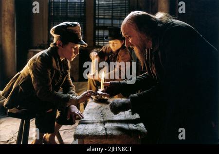 BARNEY CLARK, HARRY EDEN, Ben Kingsley, Oliver Twist, 2005 Banque D'Images