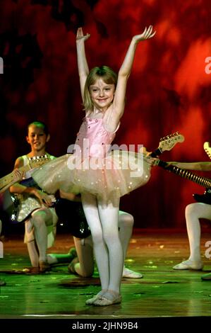 DAKOTA FANNING, UPTOWN GIRLS, 2003 Banque D'Images