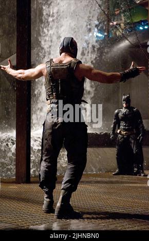 TOM HARDY, CHRISTIAN BALE, THE DARK KNIGHT RISES, 2012 Banque D'Images