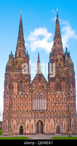 Cathédrale à trois pieds, Lichfield, Staffordshire, Angleterre, Royaume-Uni Banque D'Images