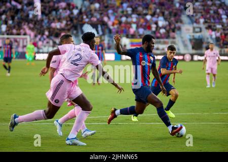 Fort Lauderdale, Floride, États-Unis. 19th juillet 2022. 12 aime Mabika DF Inter Miami CF lors d'un match international de soccer amical entre l'Inter Miami CF et le FC Barcelone au DRV Pink Stadium en Floride, États-Unis. Credit: Yaroslav Sabitov/YES Market Media/Alay Live News Banque D'Images