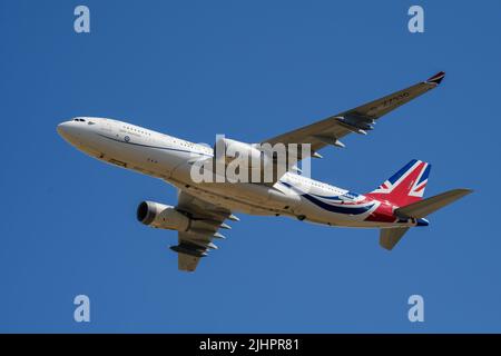 Royal Air Force Airbus A330 avec drapeau sur la queue Banque D'Images