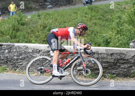 Saint-Gaudens, France, le 20 juillet 2022. Pierre-Luc Perichon français de Cofidis photographié en action lors de la phase 17 de la course cycliste du Tour de France, de Saint-Gaudens à Peyragudes (130 km), en France, le mercredi 20 juillet 2022. Le Tour de France de cette année a lieu du 01 au 24 juillet 2022. BELGA PHOTO POOL ALEX BROADWAY - UK OUT Banque D'Images