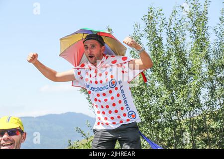 Saint-Gaudens, France, 20 juillet 2022. Supporters photographiés pendant la phase 17 de la course cycliste du Tour de France, de Saint-Gaudens à Peyragudes (130 km), France, le mercredi 20 juillet 2022. Le Tour de France de cette année a lieu du 01 au 24 juillet 2022. BELGA PHOTO DAVID PINTENS - SORTIE ROYAUME-UNI Banque D'Images